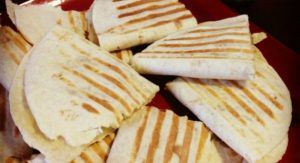 quesadillas de pollo 570x310