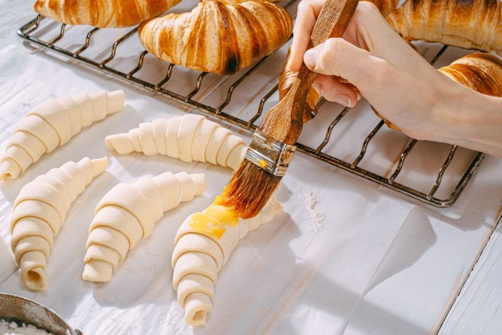 Receta de croissants de cabello de angel Pintar con huevo